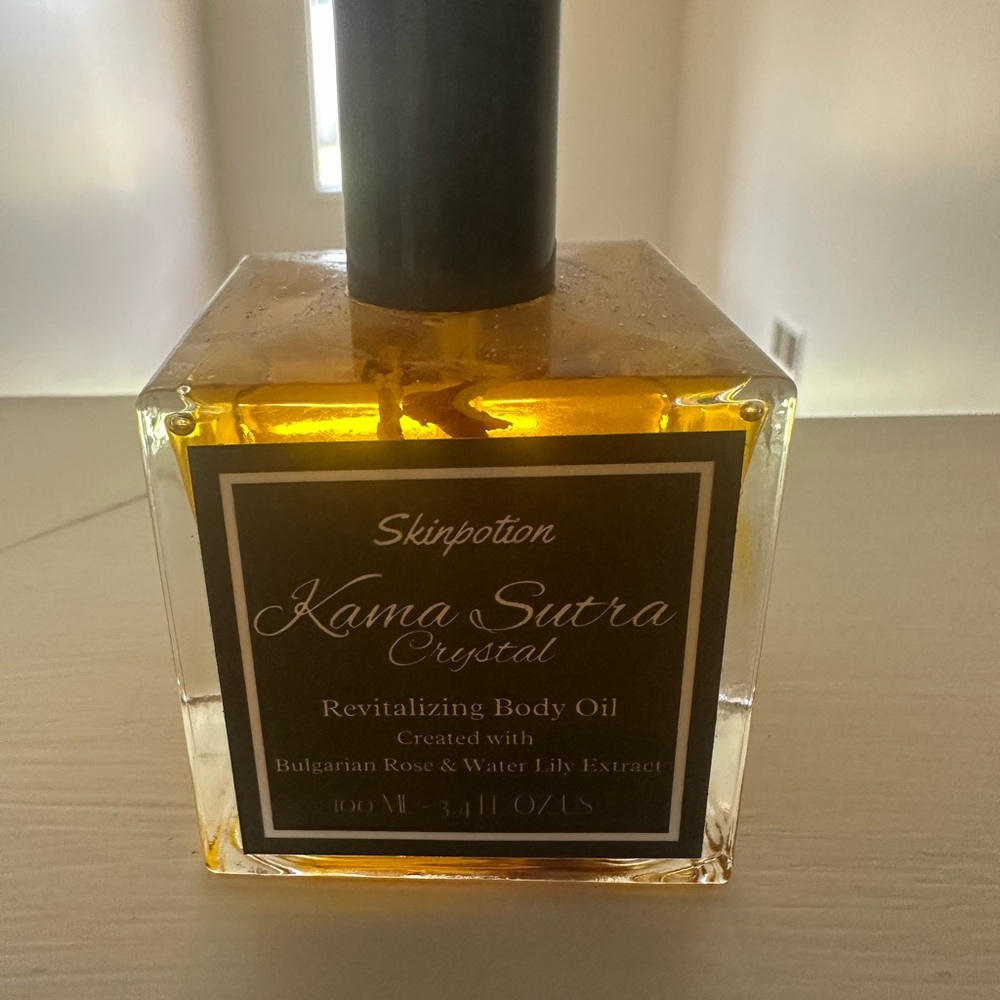 Kama Sutra Crystal Revitalizing Body Oil